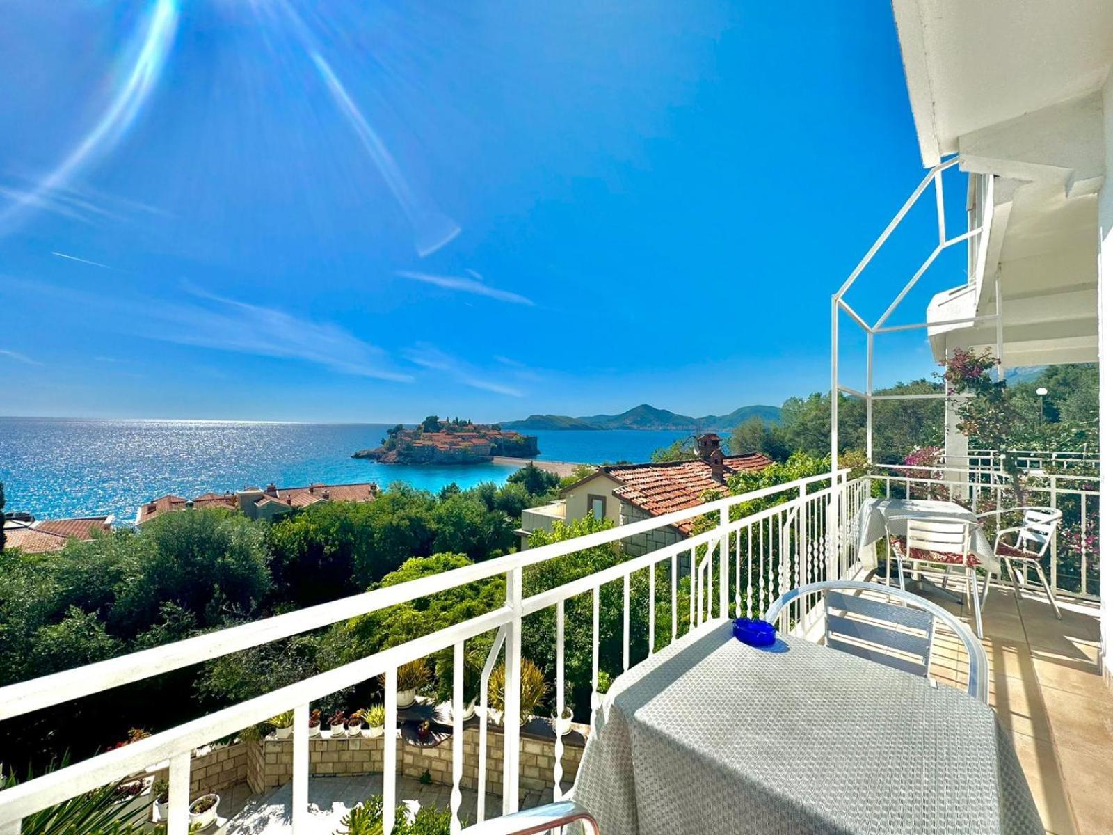 Sun Rose Apartments Sveti Stefan Exterior foto